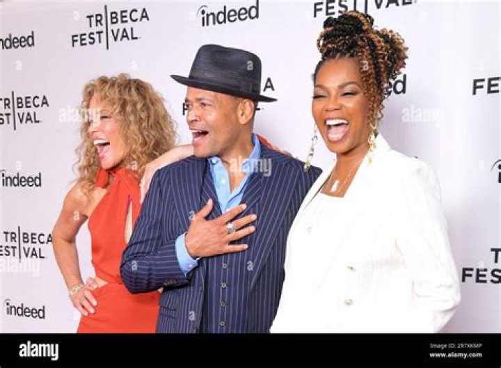 Unveiling The Love Life Of Vanessa Estelle Williams: Is She Married?